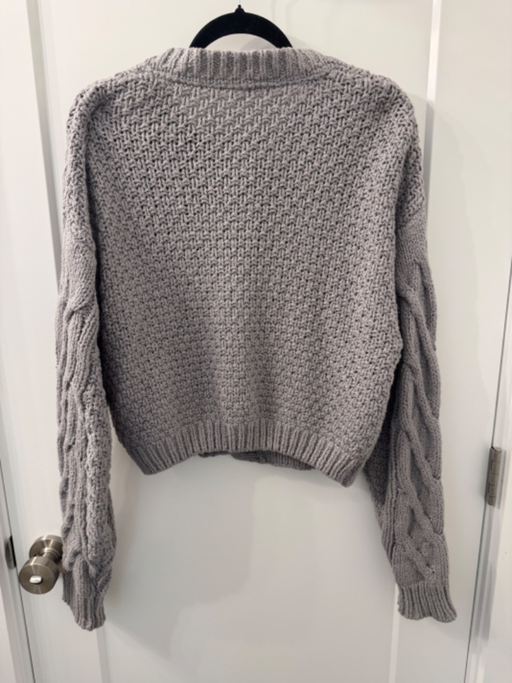 TWO Free People Cropped Bonfire Cardi Cardigans Size L - Grey & Cream - Picture 3 of 9